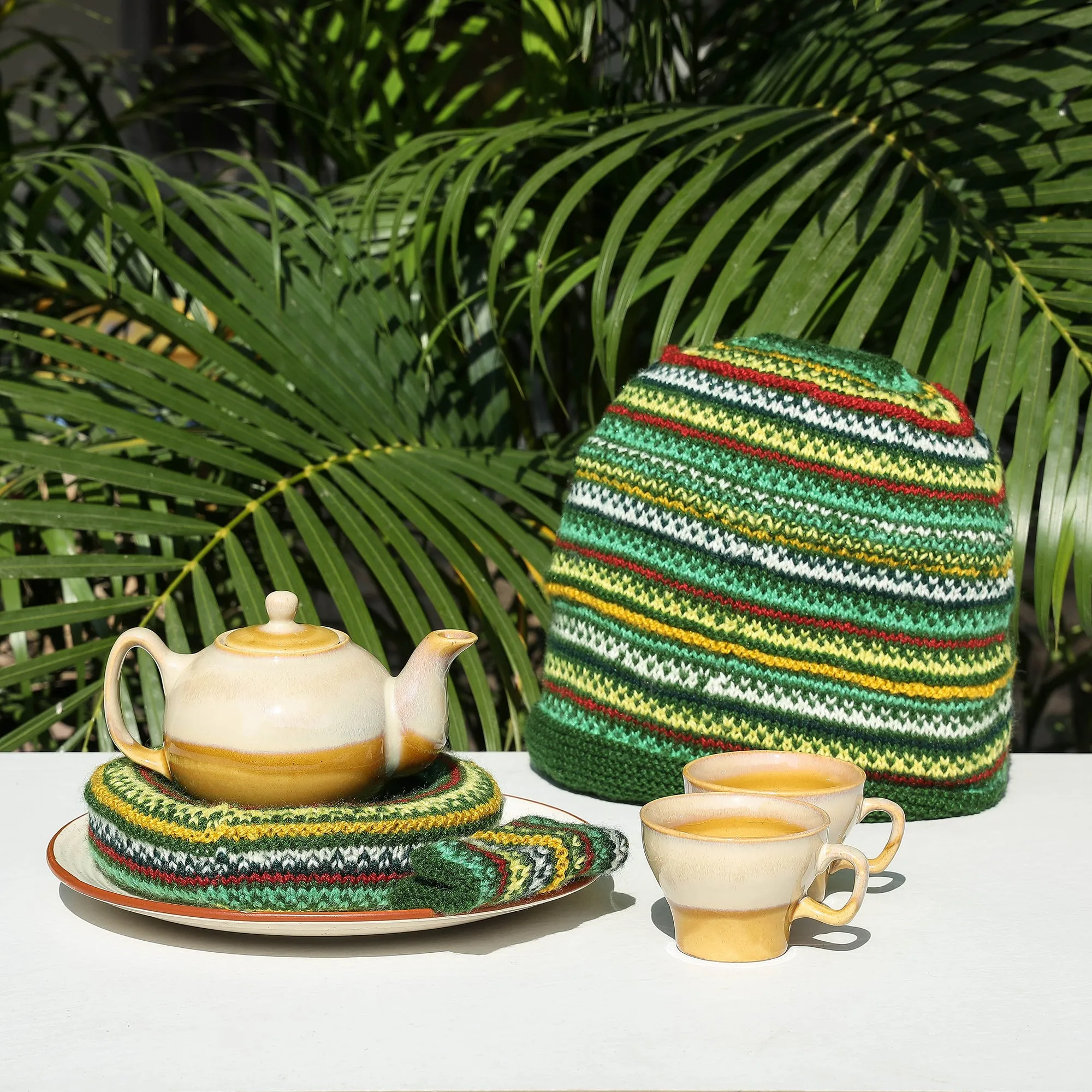 Kumaun Hand-knitted Woolen Tea Cozy Set