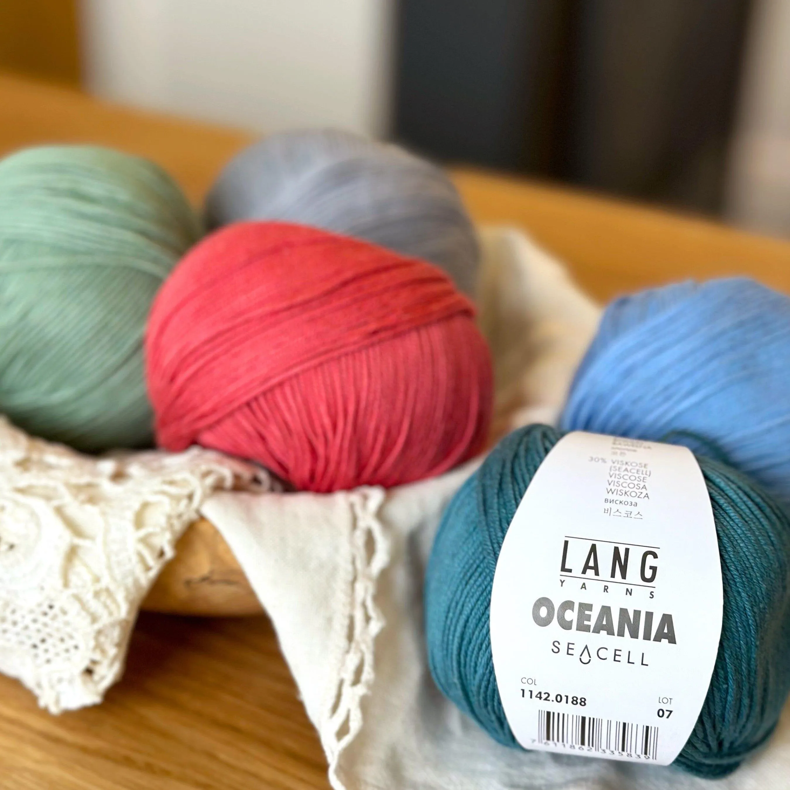 Lang Yarns Oceania