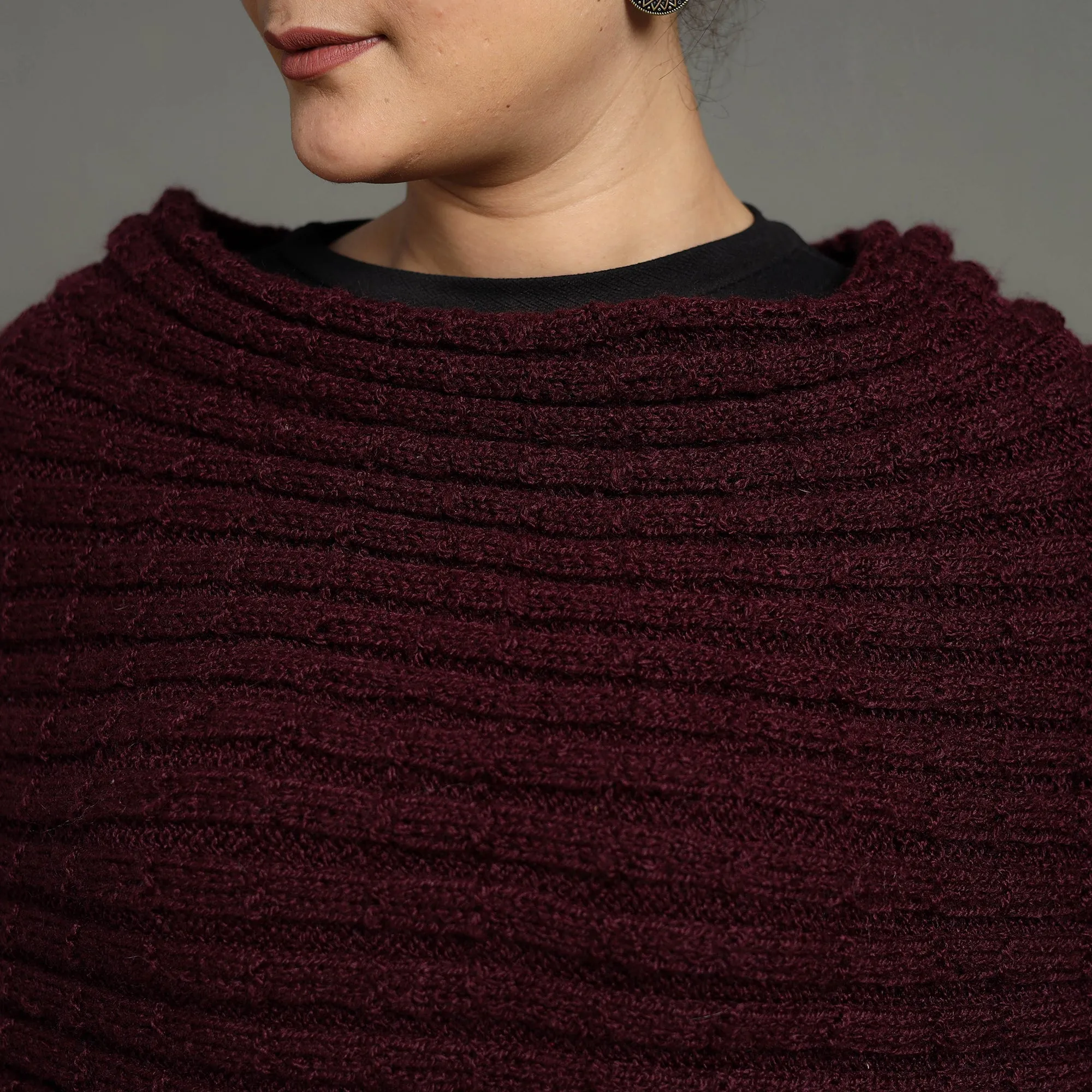 Maroon - Kumaun Hand Knitted Woolen Cowl 135